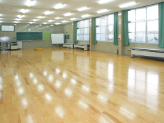 香芝キャンパス 1階大教室 「大和」