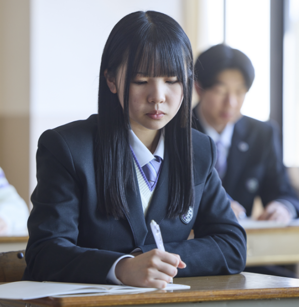 手厚い少人数指導で、志望大学合格へ