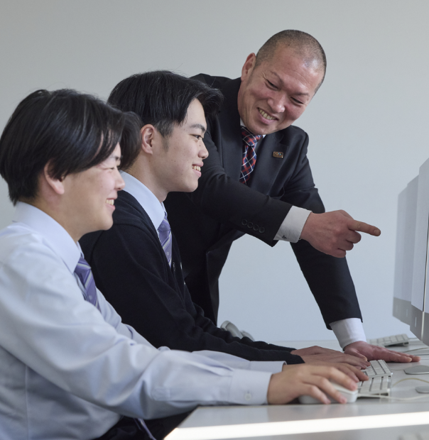 情報化社会で役立つ、スキルと資格を習得、HP作成やプログラミングにも挑戦！